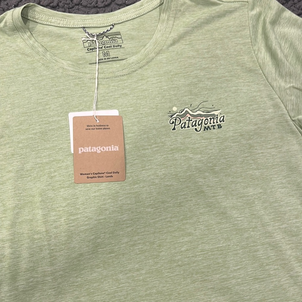 Patagonia shirt: size medium